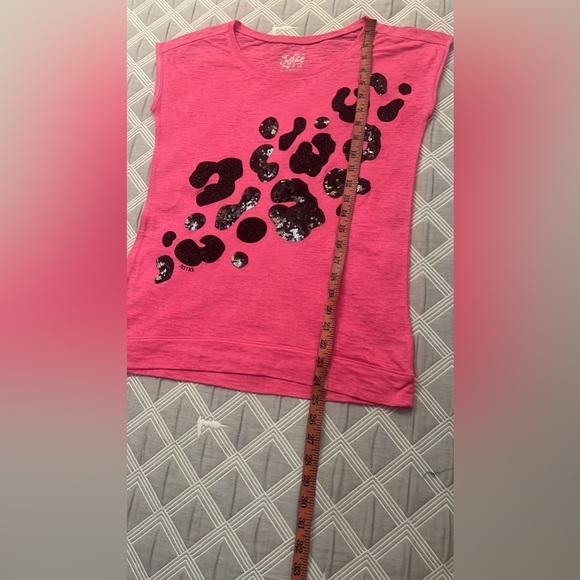 Justice Pink Leopard Sequin Tee - Picture 5 of 6